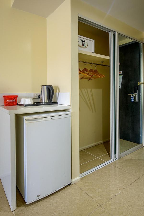 Gazelle International Hotel Kokopo Extérieur photo